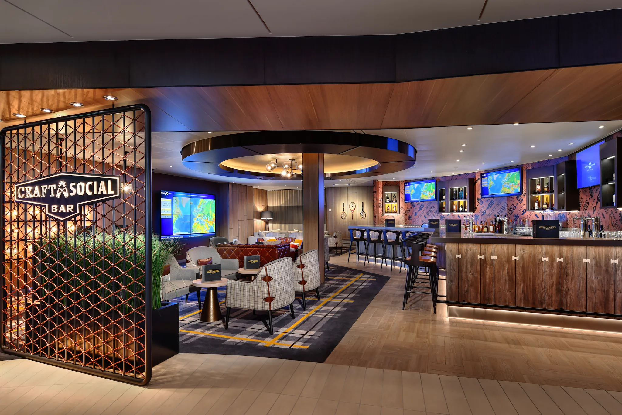 The 9 Best Cruise Ship Whiskey Bars