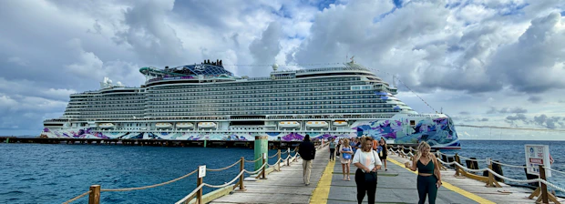 Cost Stack Icon Compare Icon of the Seas vs Norwegian Luna | Cruise Critic