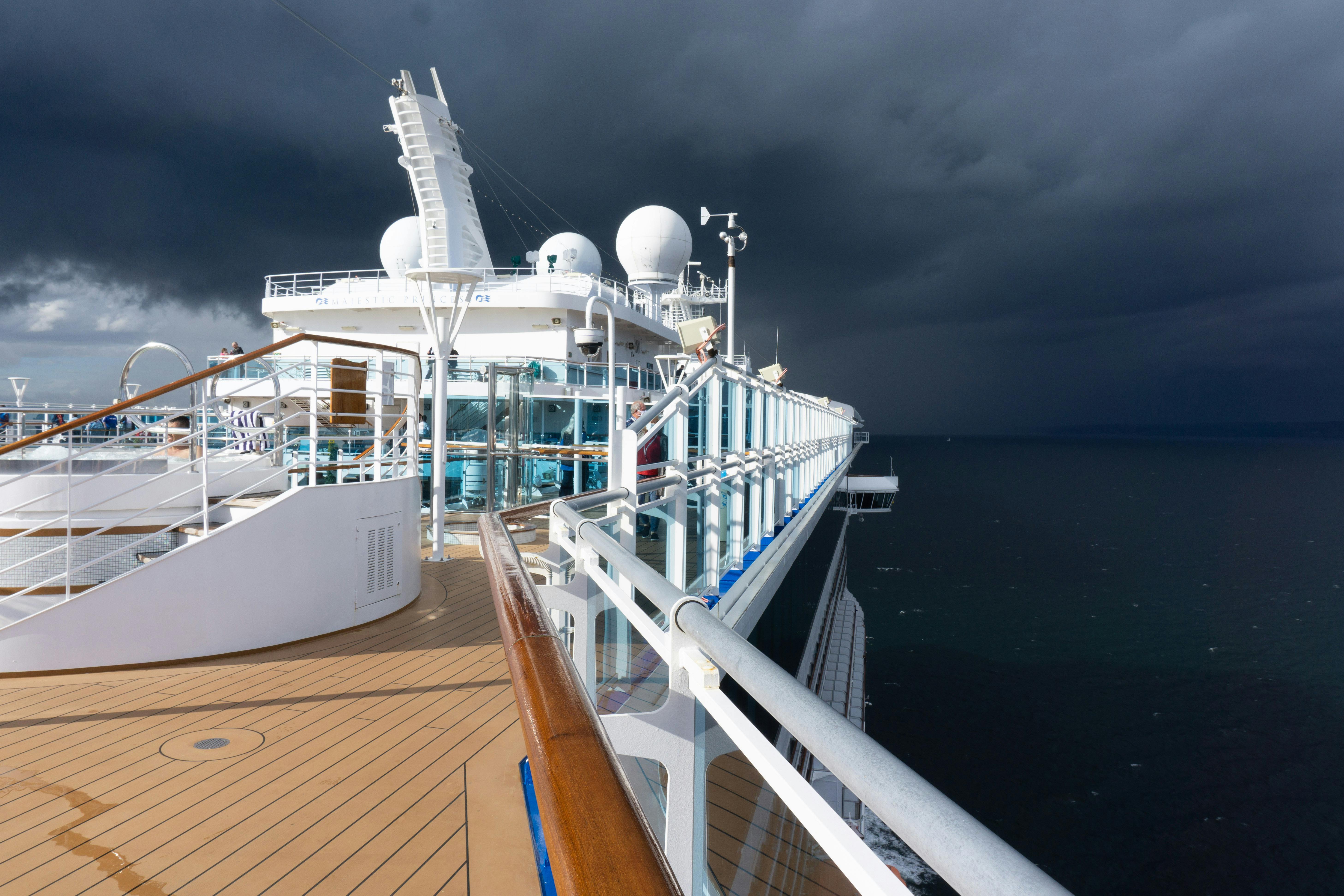 Can You Take a Cruise With a Criminal Record?