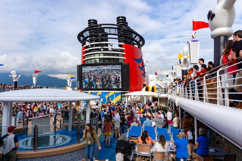 Top-deck sailaway party from Vancouver's Canada Place aboard Disney Wonder (Photo: Aaron Saunders)