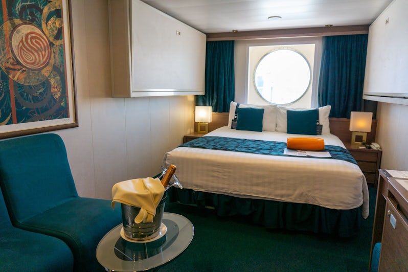An Oceanview stateroom aboard MSC Magnifica (Photo: Aaron Saunders)