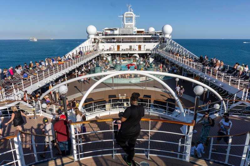 Departure from Miami aboard MSC Magnifica (Photo: Aaron Saunders)