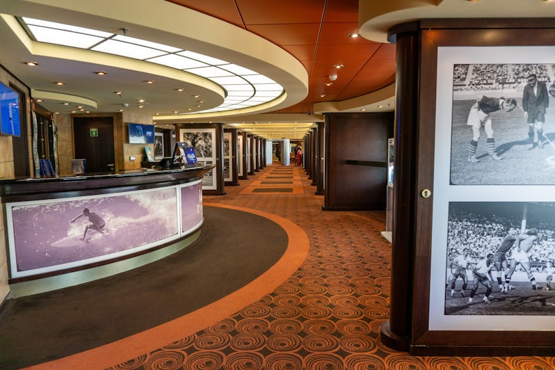 The Photo Gallery aboard MSC Magnifica is situated on Deck 7 (Photo: Aaron Saunders)