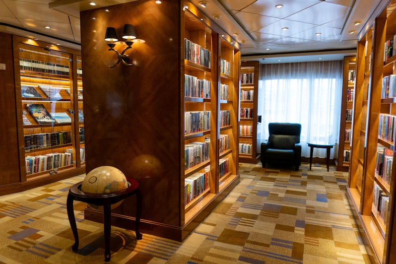 The Library aboard Crystal Symphony is a welcome literary respite (Photo: Aaron Saunders)