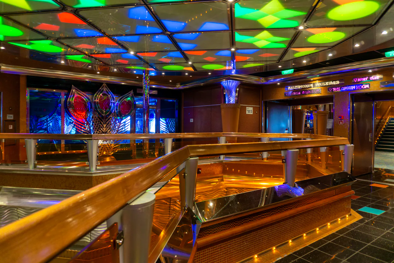 What It's Like on Recently Refurbished Cruise Ship Carnival Glory (2024 ...