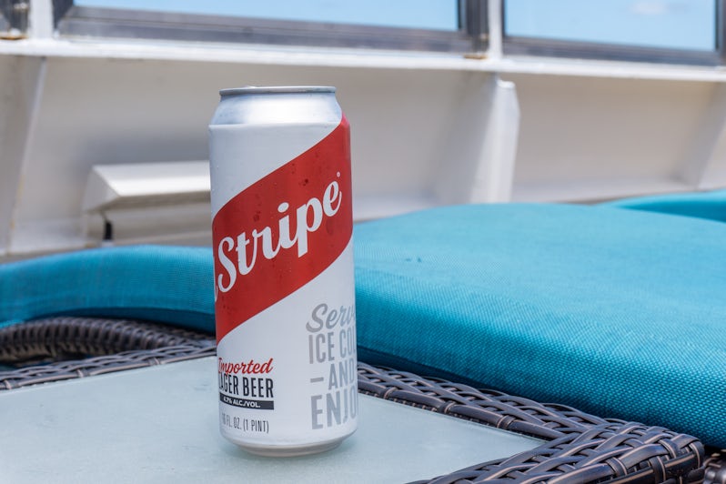 A refreshing pool deck beer comes included with a drink package (Photo: Aaron Saunders)