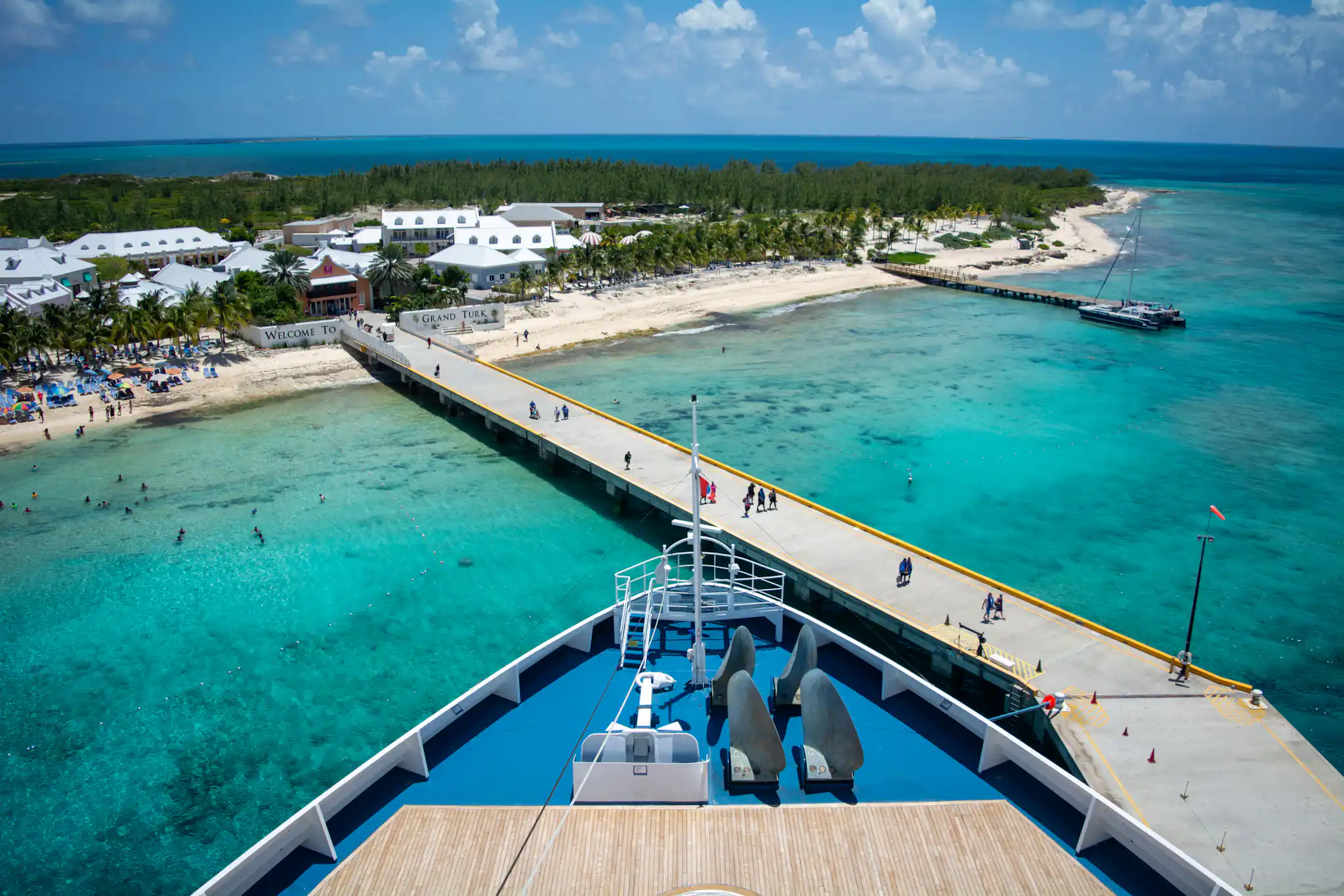 Aft Cabin Vs Forward Which Is Right For Your Cruise aft-cabin-vs-forward-which-is-right-for-your-cruise