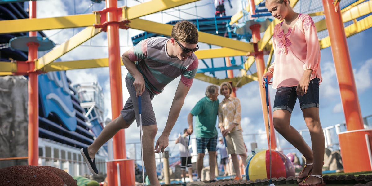 5 Best Family Reunion Cruises