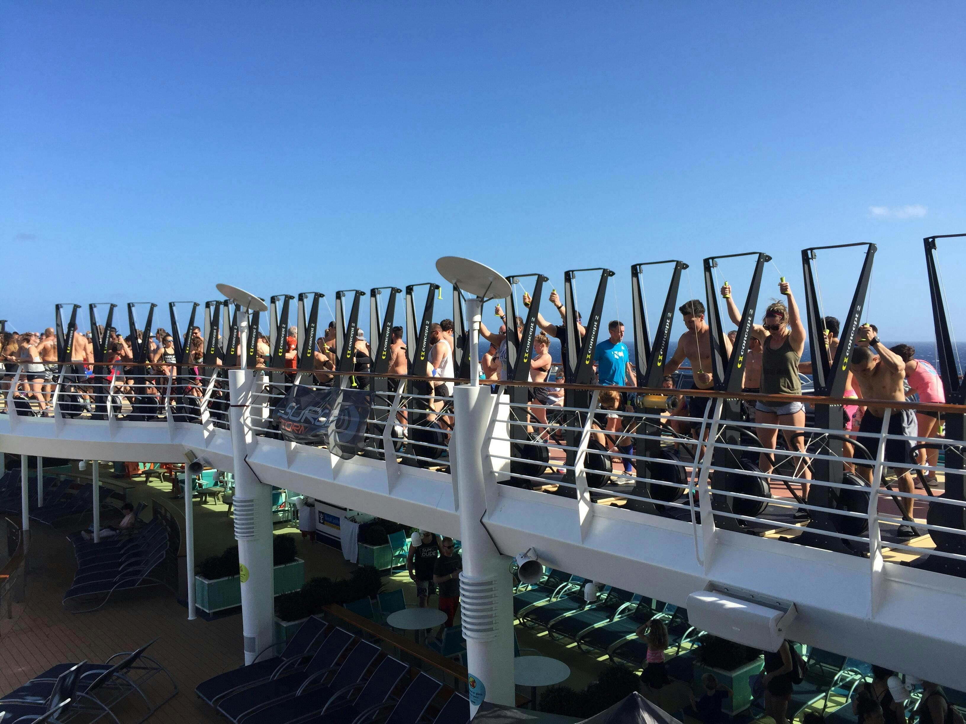 Team workout on WOD of the Waves (Photo: Ashley Kosciolek/Cruise Critic)