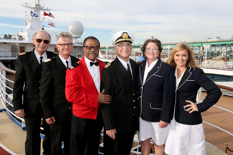 Love Boat Cast on Princess (Photo: Princess Cruise Line)