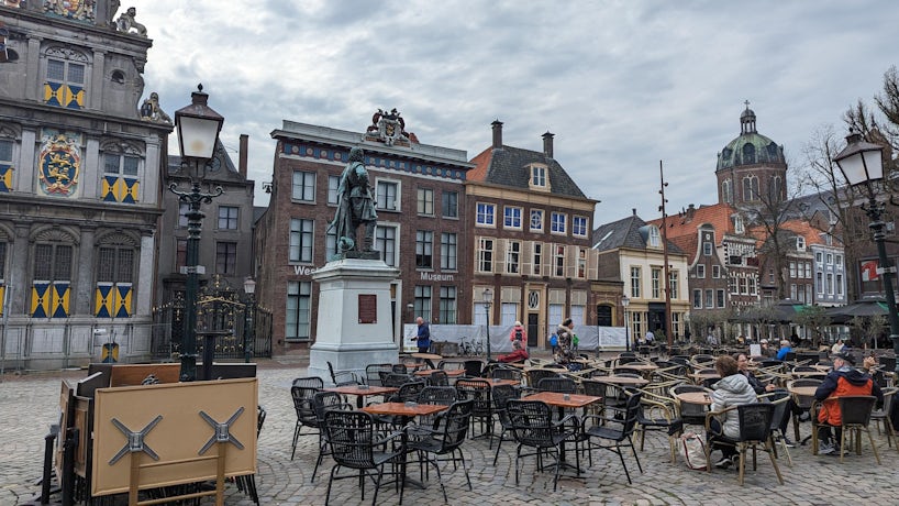 City square in Hoorn, Netherlands (Photo: Cynthia J. Drake)