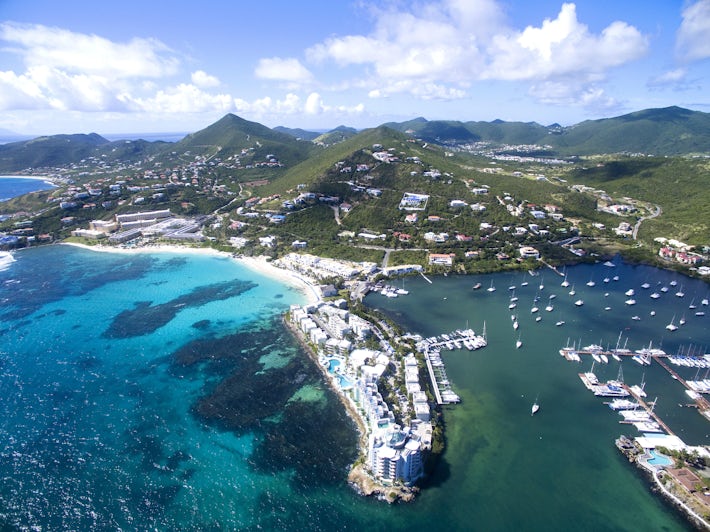 Dawn Beach, St. Maarten (Photo: Multiverse/Shutterstock)