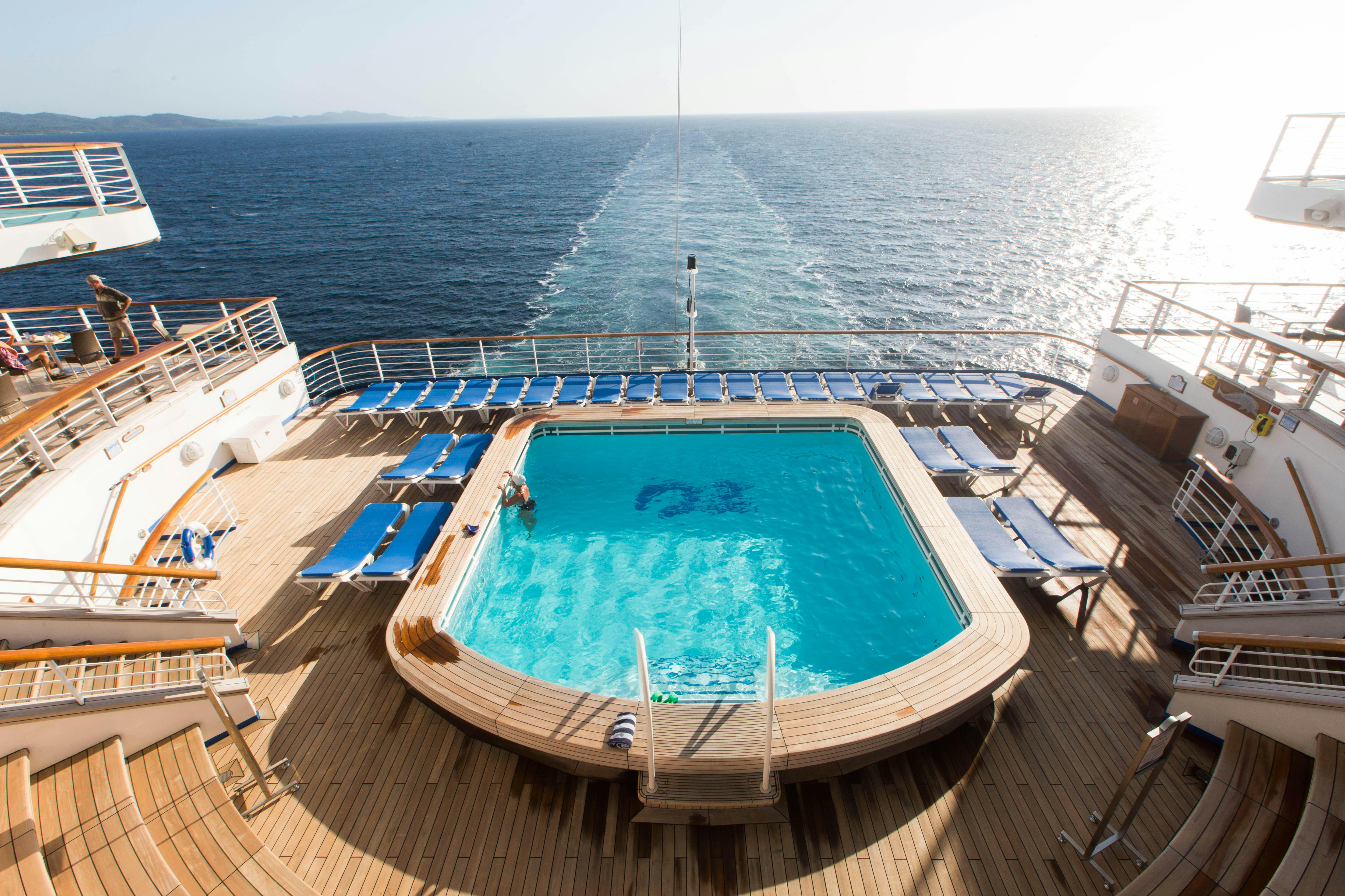 Princess Cruises vs Norwegian: Which One is Right for You?