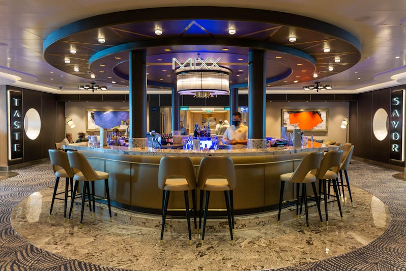 The Mix, one of several uniquely-themed bars aboard Norwegian Encore. (Photo: Aaron Saunders)