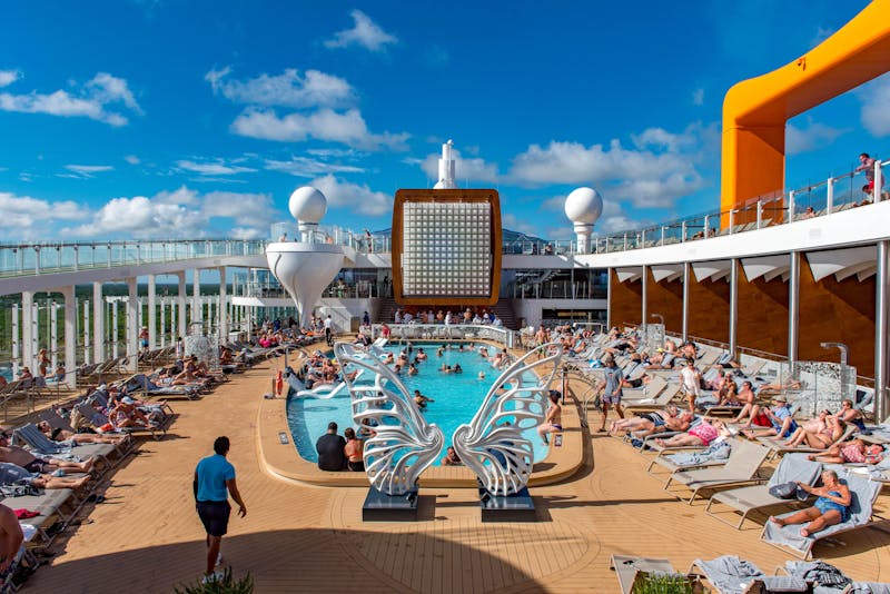 What Not to Do on a Cruise Ship Pool Deck