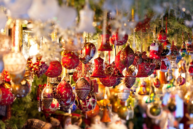 Christmas Decorations in a European Market (Photo: dvoevnore/Shutterstock)