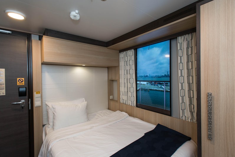 The Studio Interior Cabin with Virtual Balcony on Anthem of the Seas