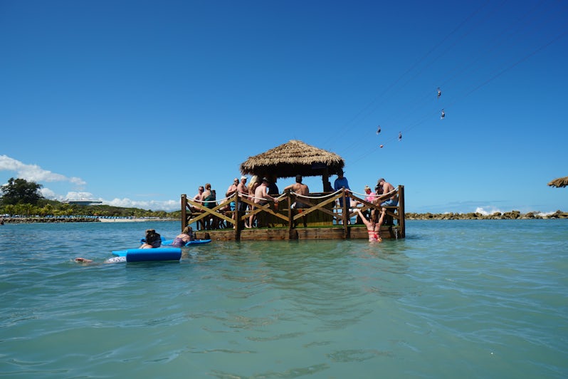 Floating Bar at Labadee (Photo/Kyle Valenta)