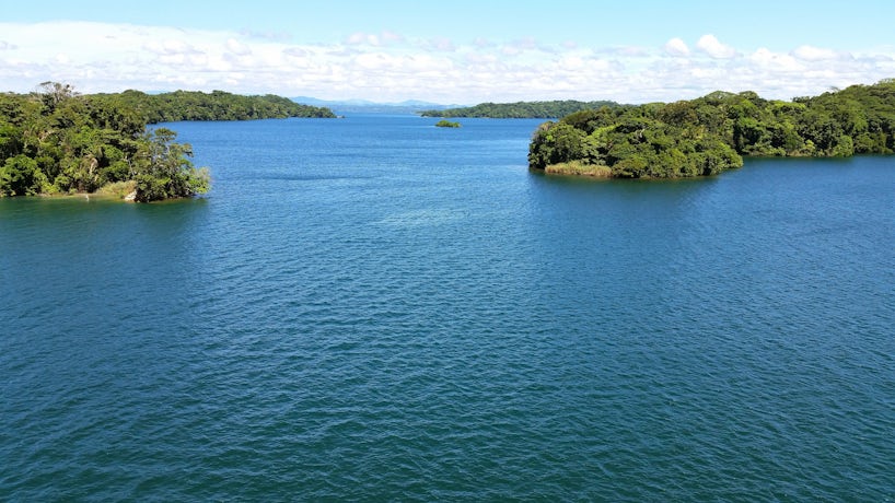 Gatun Lake, Panama (Photo: FJZEA/Shutterstock)