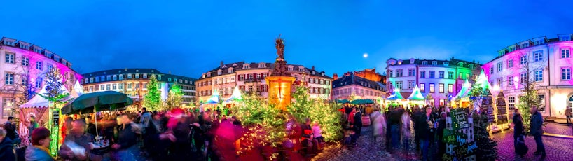 Christmas market in Heidelberg, Germany (Photo: LaMiaFotografia/Shuterstock)