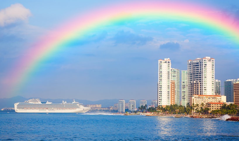 Rainbow over Puerto Vallarta (Photo: Alexey Stiop/Shutterstock)