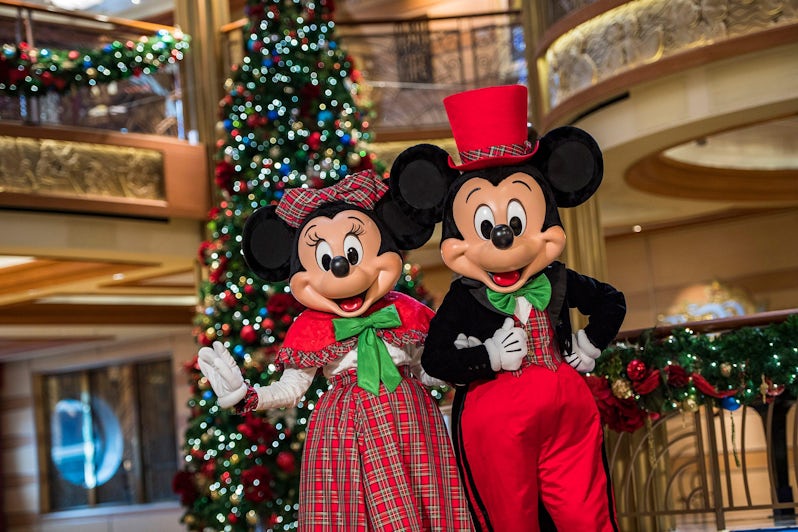 Disney Cruise Line's Very Merrytime holiday cruises (Photo: Disney Cruise Line)