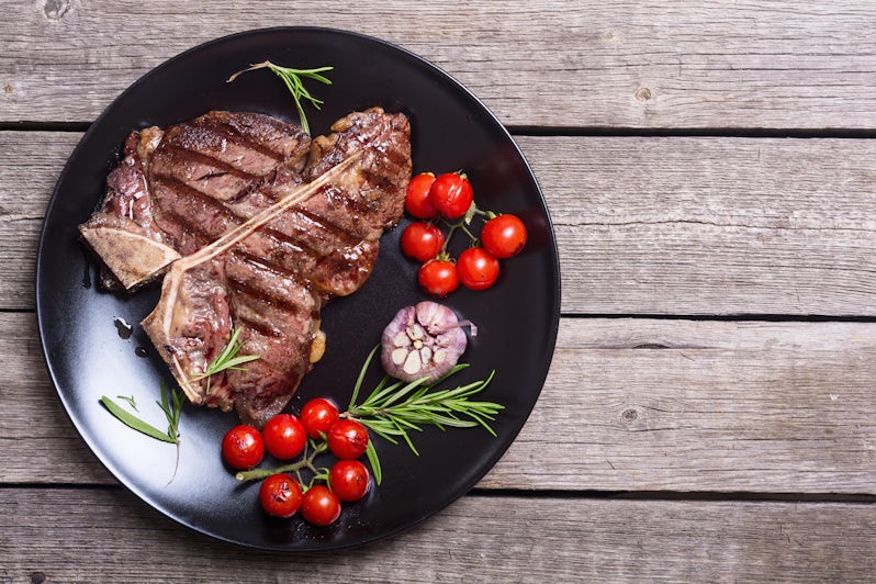 Steak Dinner (Photo: AlexeiLogvinovich/Shutterstock)