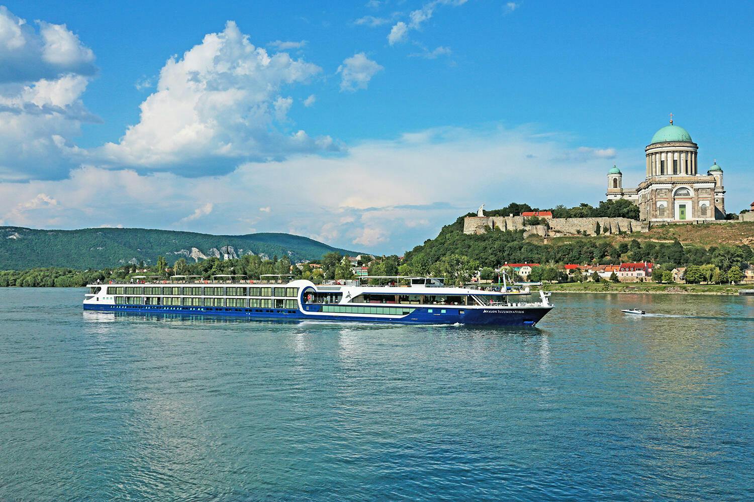 Avalon Illumination Cruise Expert Review (2023)