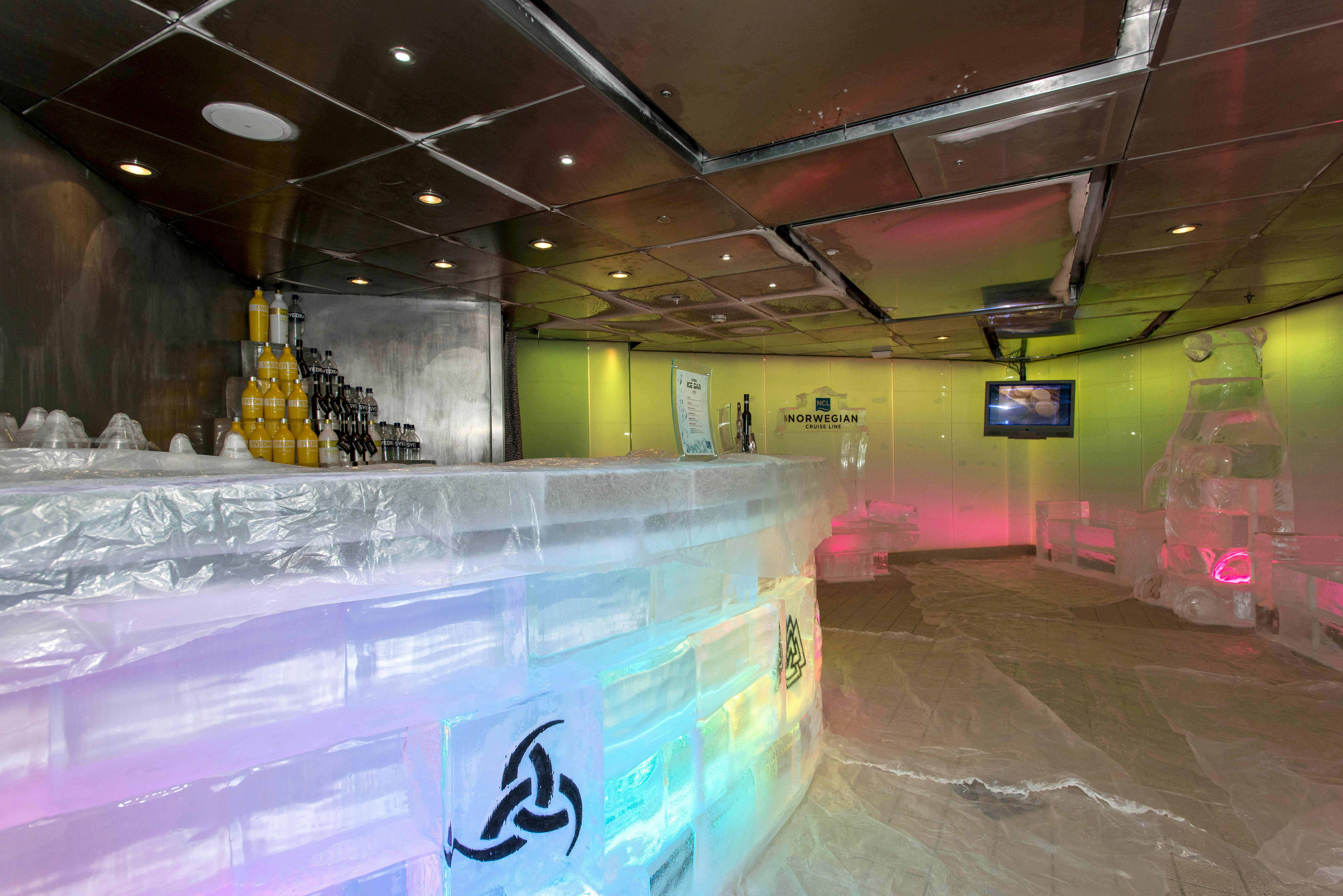 5 Best Norwegian Epic Cruise Tips, image size:2048x1367