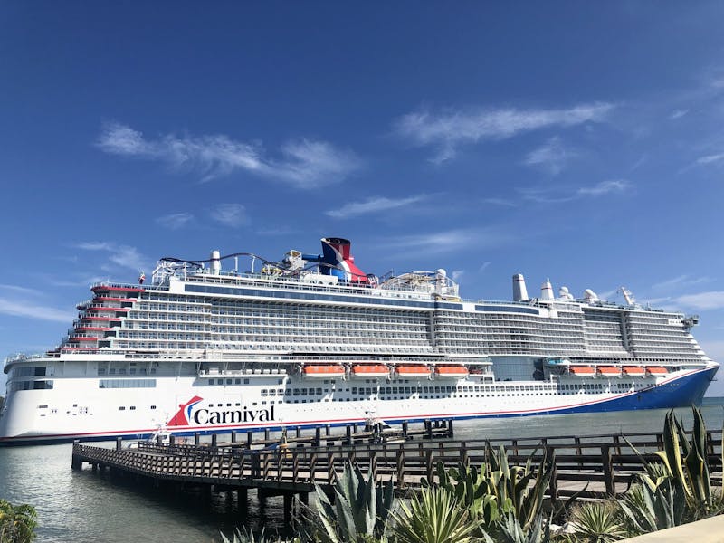 restaurants on board carnival mardi gras