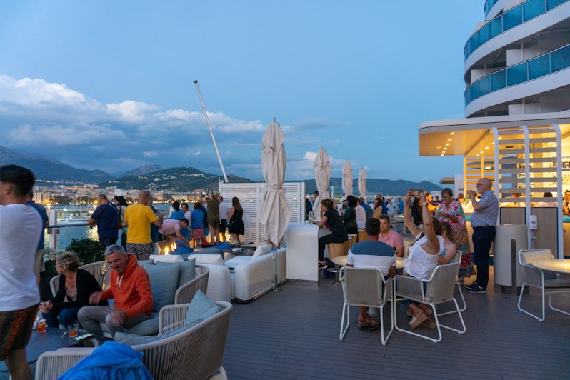 The Infinity Bar, Deck 7 aft, is the place to be on Costa Toscana (Photo: Aaron Saunders)