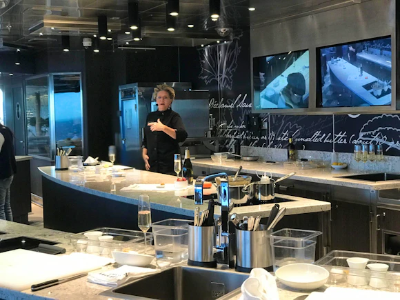 Seven Seas Splendor Cruise Itinerary to Transatlantic on April 27, 2028
