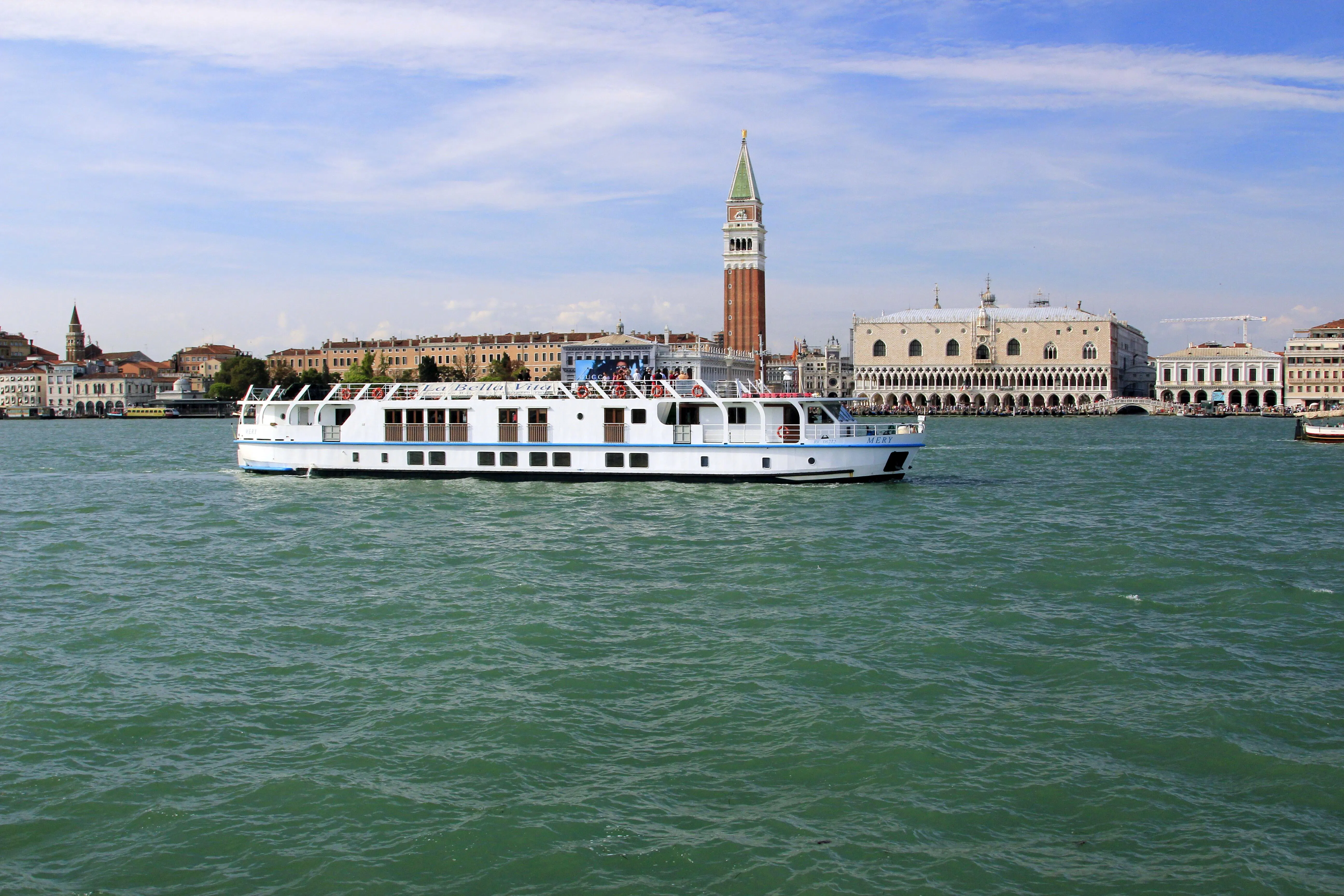European Waterways La Bella Vita Cruise Ship | Editor's Review