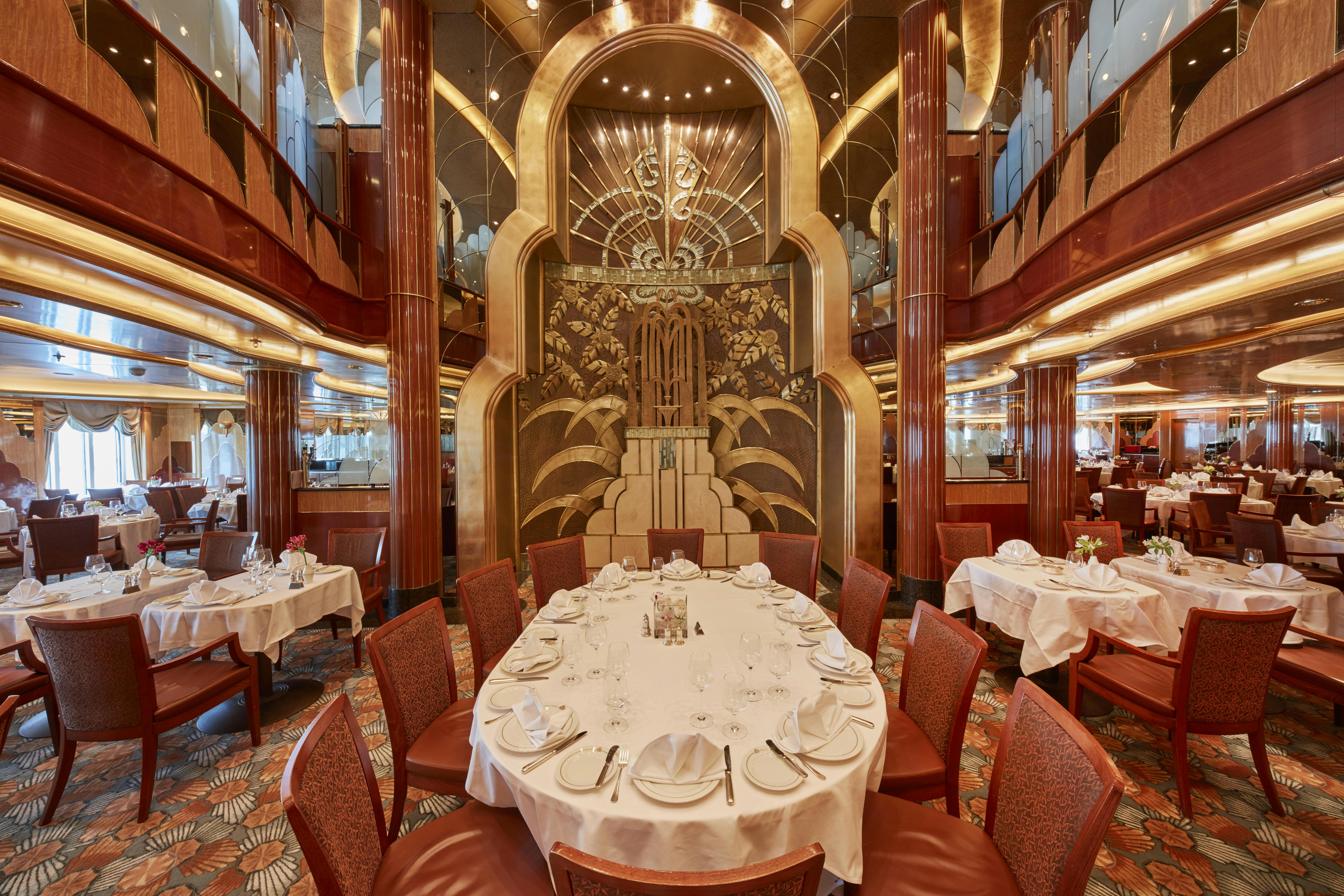 Cunard Queen Elizabeth Cruise Ship Review | First-hand Expert Review, image size:2048x1365