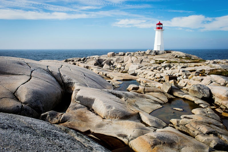 Peggy's Cove, near Halifax (Photo:Maurizio De Mattei/Shutterstock)