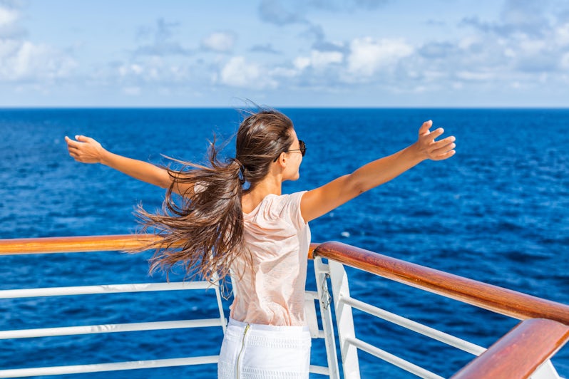 How Not to Get Sick on a Cruise: 10 Tips (Photo: Maridav /Shutterstock)
