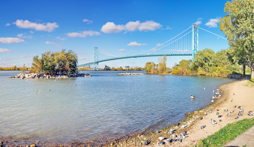 Ambassador Bridge Crossing from Windsor, Ontario Canada to Detroit, Michigan (Photo: Simply Photos/Shutterstock)