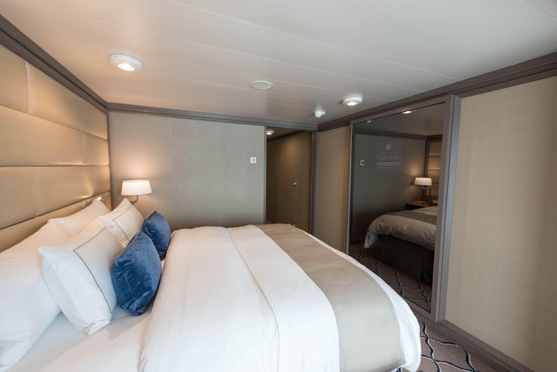 The Panorama Suite (Owner's Suite Connecting Cabin) on Silver Muse
