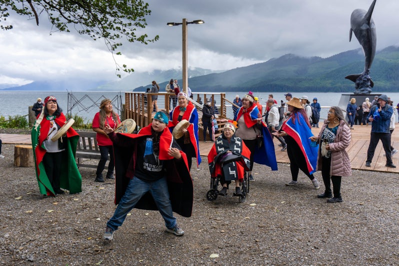 A traditional Tlingit dance at Icy Strait Point. (Photo: Aaron Saunders)