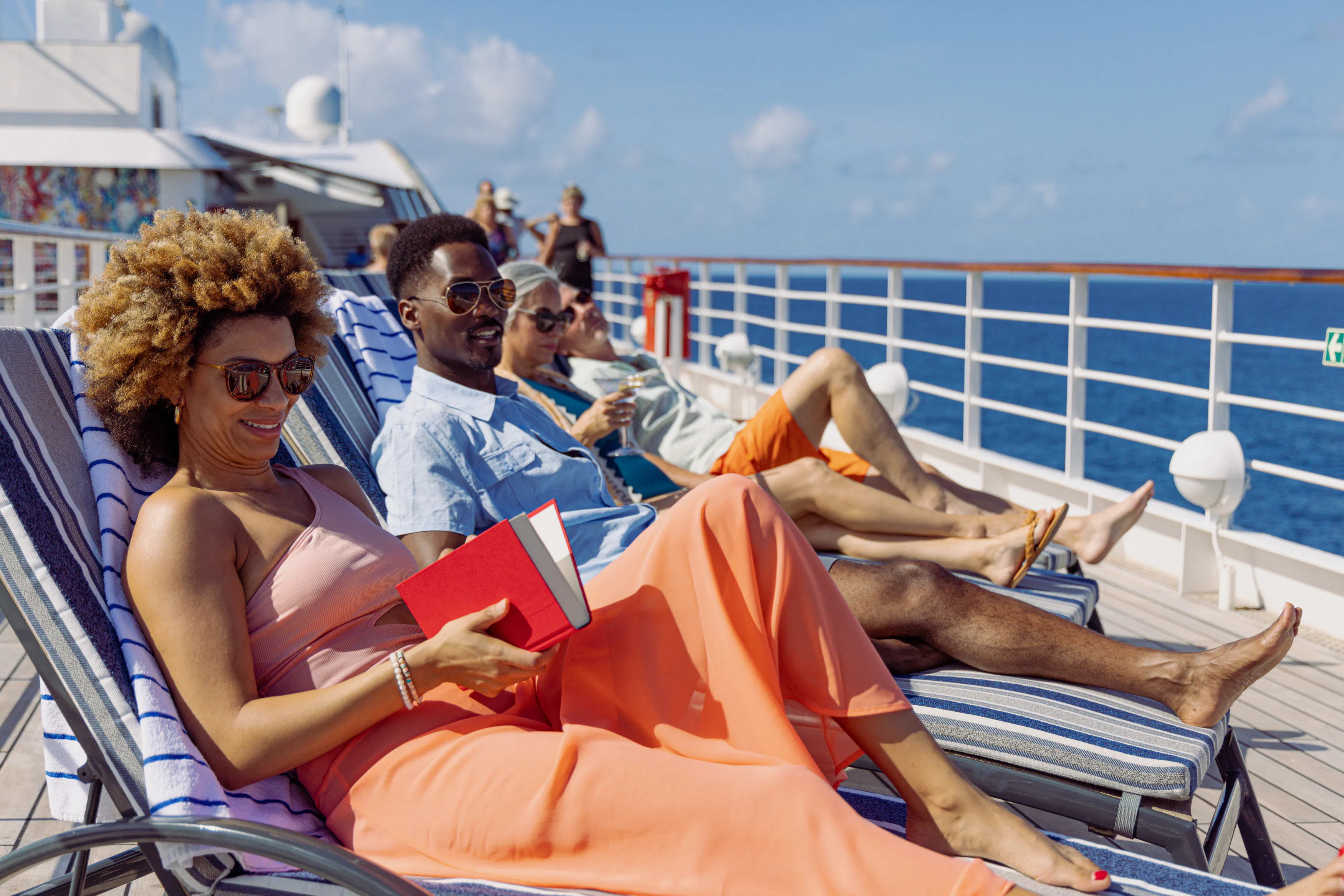 What to Wear on a Cruise: Guide to Cruise Line Dress Codes