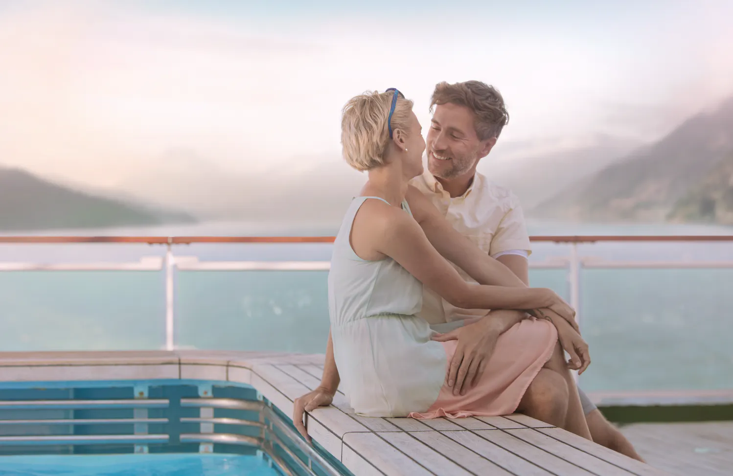 Best Crystal Grace Cruises to Roatan 2026-2028