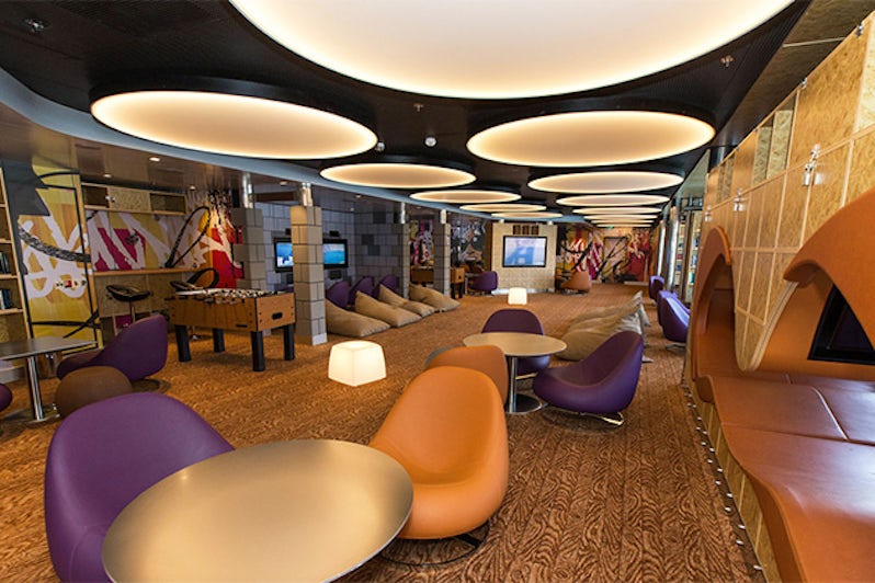 The Living Room (Teens) on Anthem of the Seas