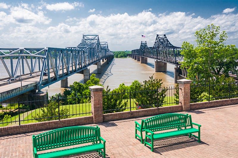 6 Great Mississippi River Downtowns