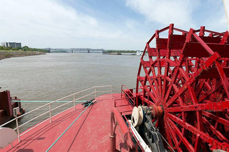 Shot of American Queen's red paddlewheel on the Mississippi River
