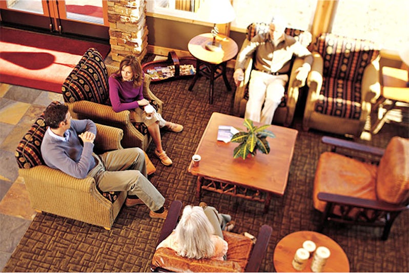 McKinley Chalet Resort Lounge