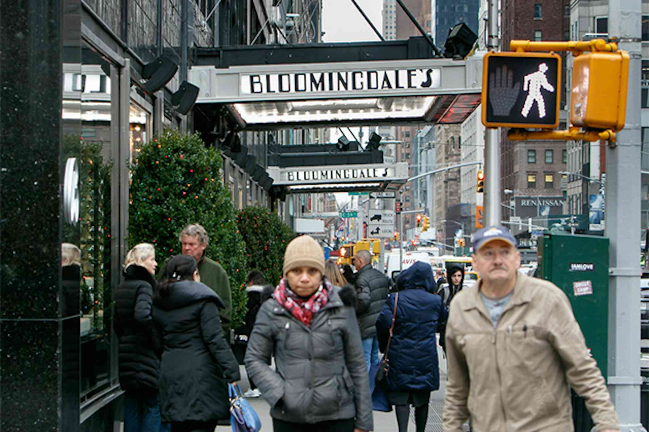 Visitor's Guide to Bloomingdale's in NYC