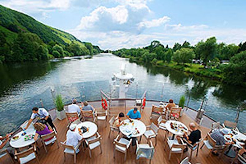 cruise-viking-river-aquavit-terrace