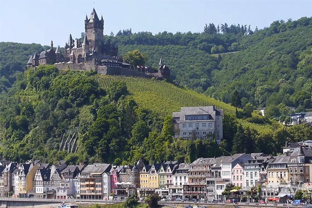 What to Expect on Vantage River Cruises