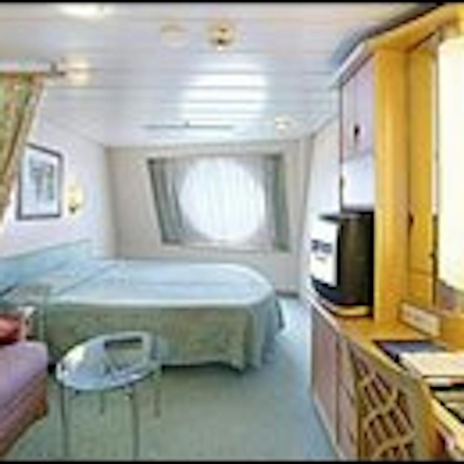 Best Explorer of the Seas Outside Cabin Rooms & Cruise Cabins Photos
