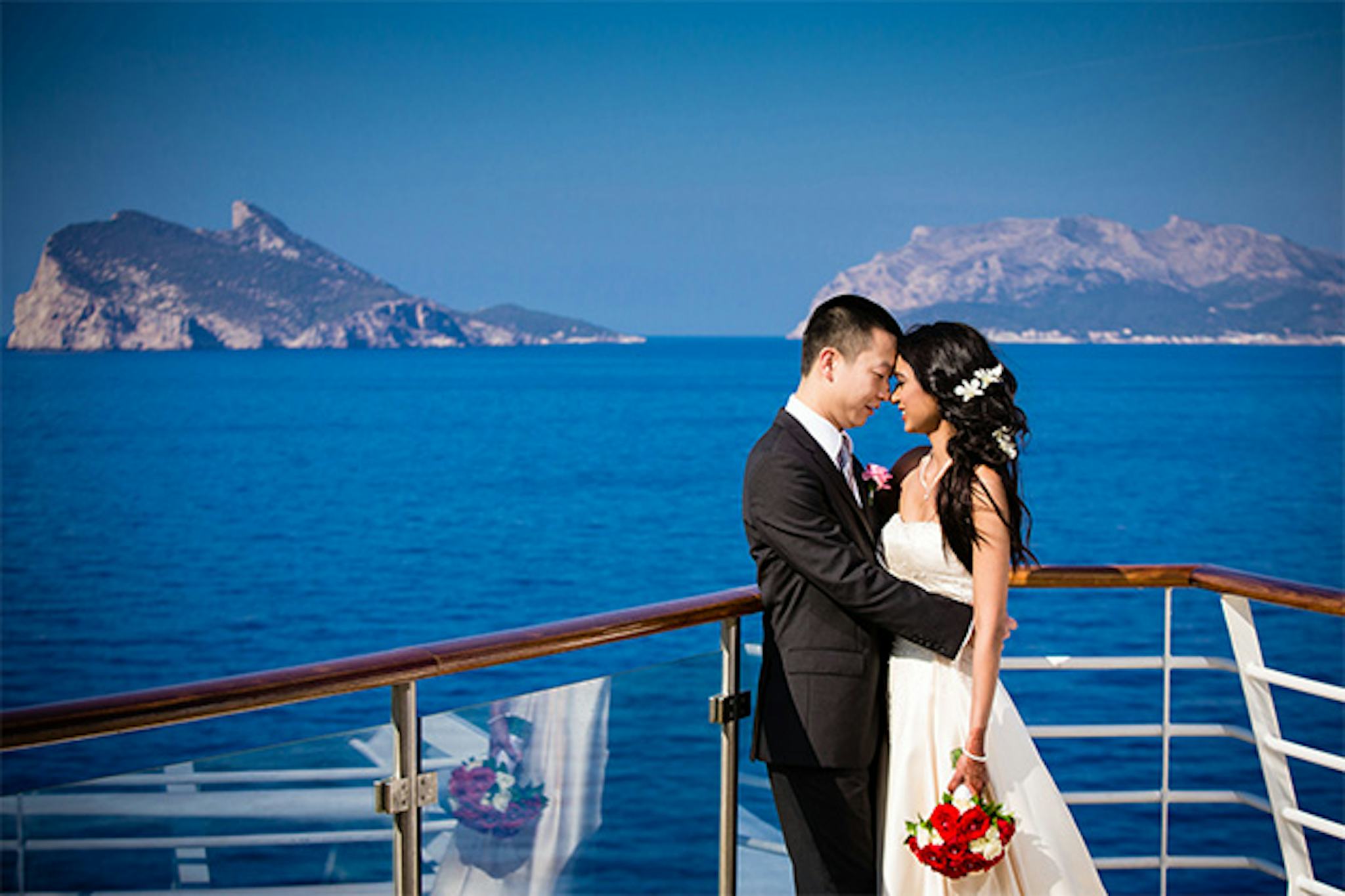 10 Romantic Things to Do on a Couples Cruise